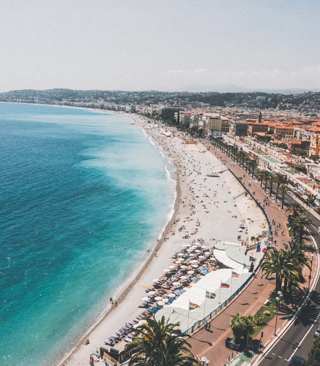 Discovering the French Art de Vivre