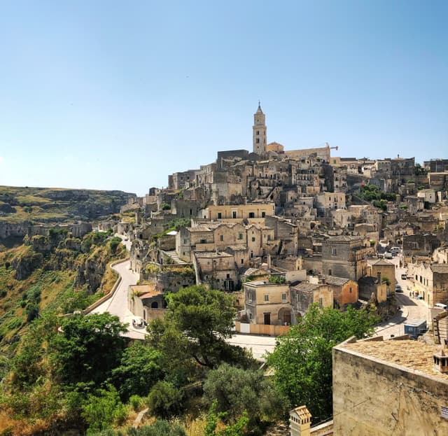La Dolce Vita: Immerse yourself in the joyfulness of Italy